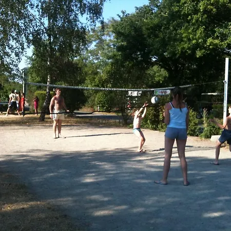 Campsite La Pindiere 3*