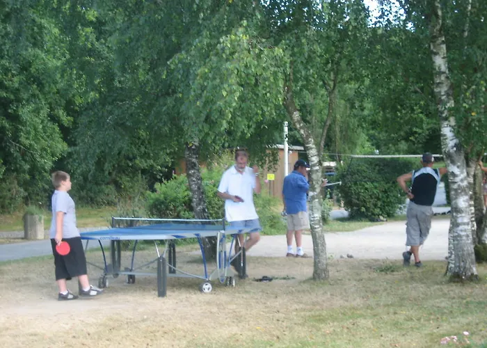 Parque de Campismo La Pindiere 3*